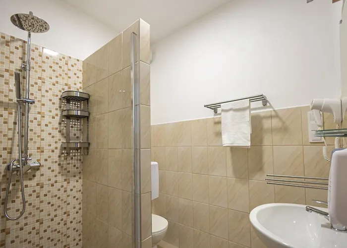Gellén Panzió 3* Debrecen
