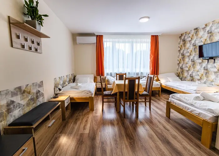 Gellen Panzio Nocleg ze śniadaniem 3*